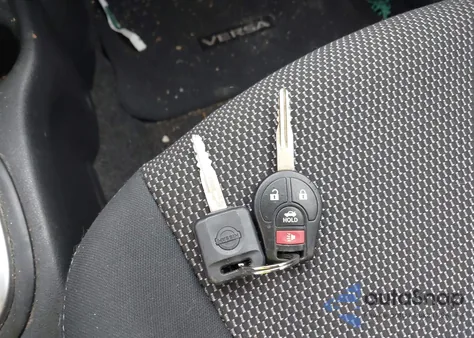 2016 Nissan Versa 1.6 S/1.6 S+/1.6 Sl/1.6 Sv z USA, uszkodzony, nr VIN 3N1CN7AP5GL872824